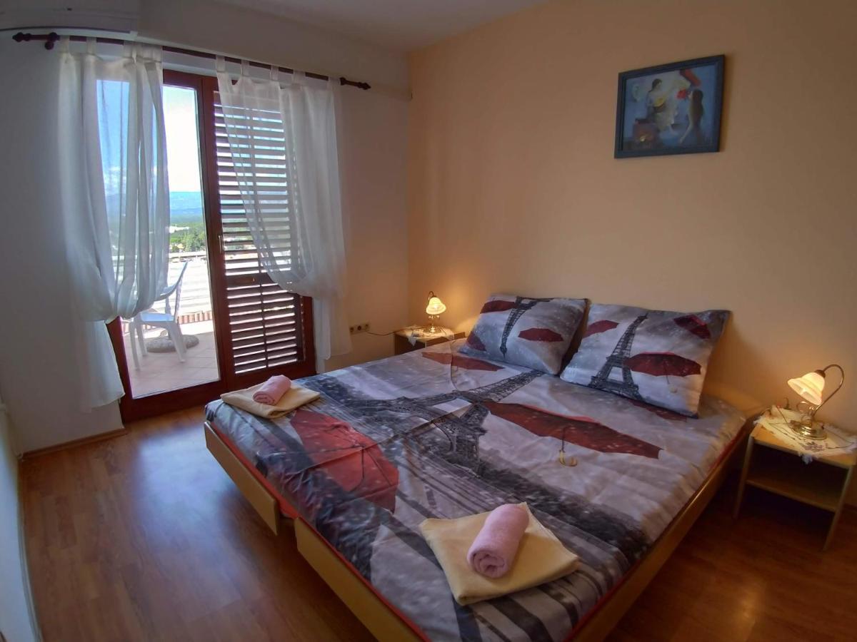 Apartment Njivice 15904B Zewnętrze zdjęcie